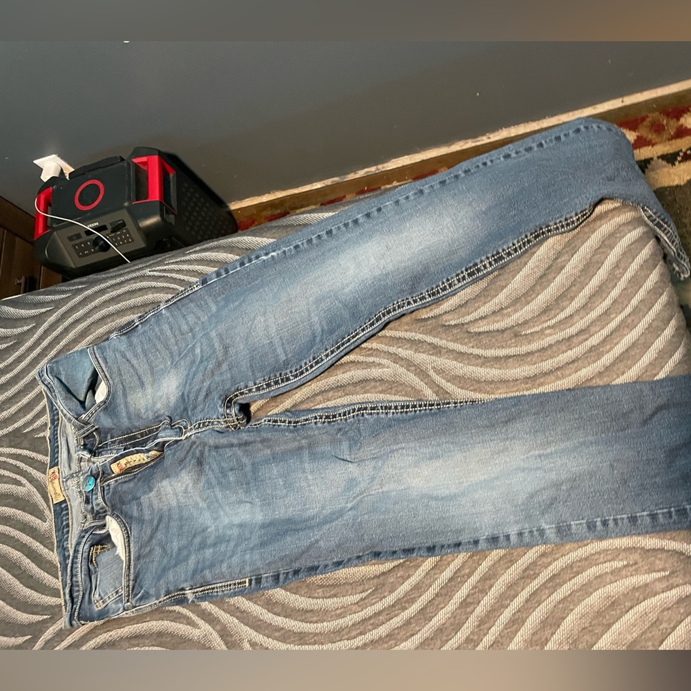 Men’s 34x38 wrangler jeans